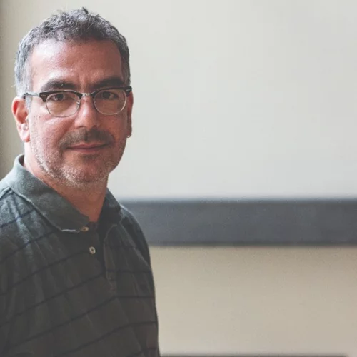 Θοδωρής Αμπαζής: «Ένα από τα βασικά ζητήματα που καταλάβαμε, επιτέλους, είναι το τέλος του καπιταλισμού»